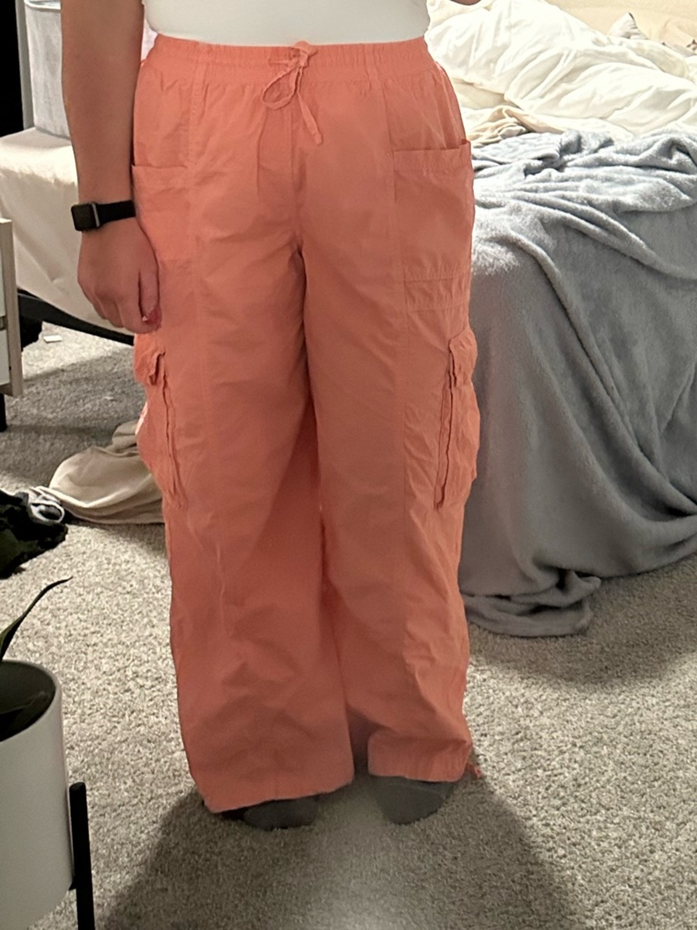 aerie Coral Pink Wide Leg Cargo Pants - Picture 2 of 2